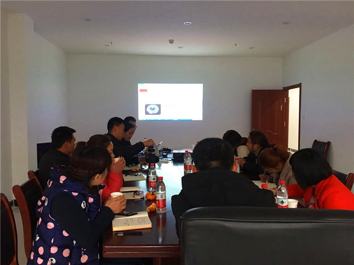 1537863338935348.jpg 图片关键词